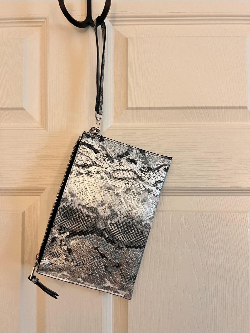 INC Large wristlet/purse, Silver snake skin pattern